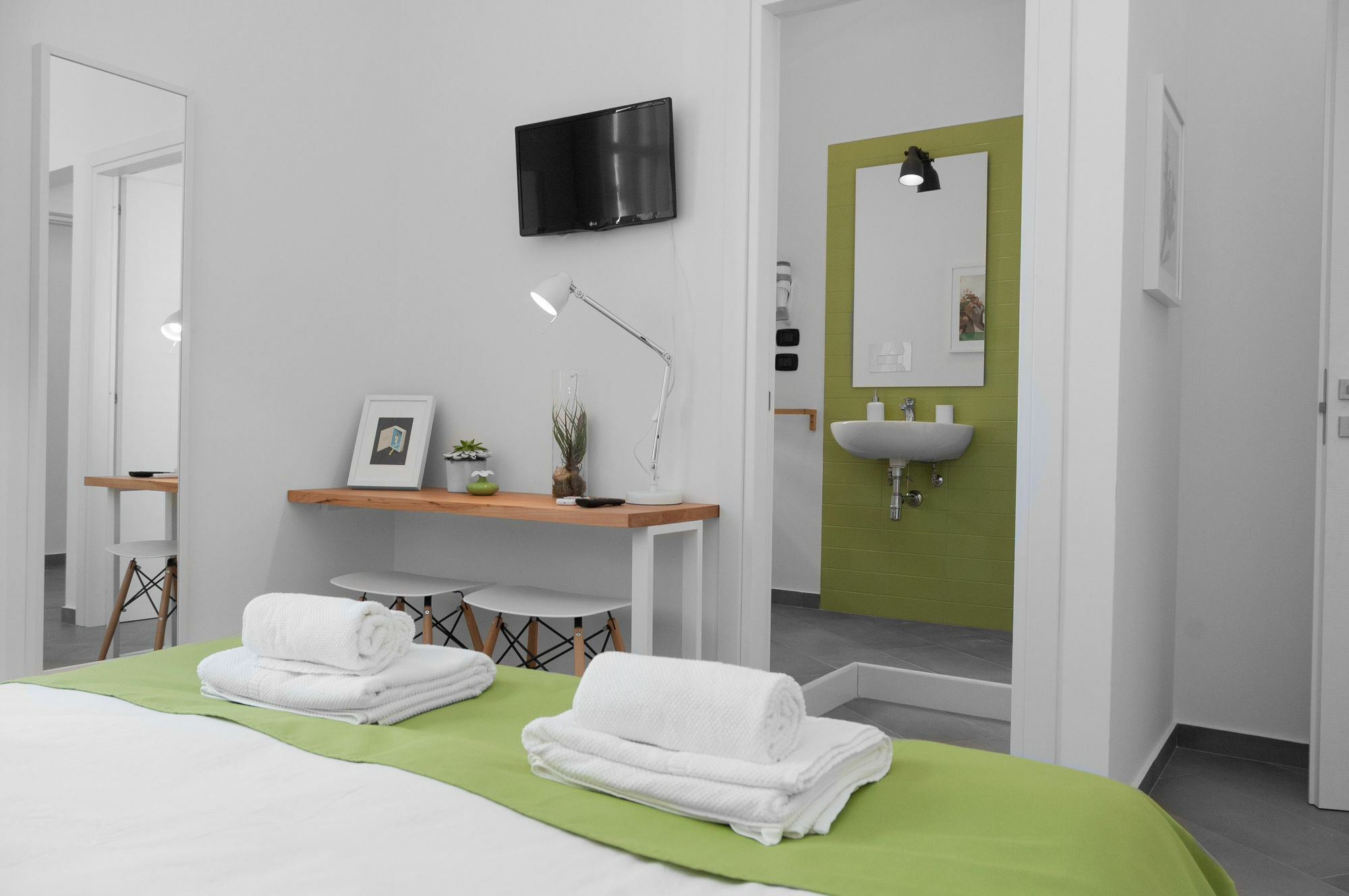 B&B Fuori Squadro - In Centro Con Terrazza Relax Vista Mare Реджо ди Калабрия Екстериор снимка